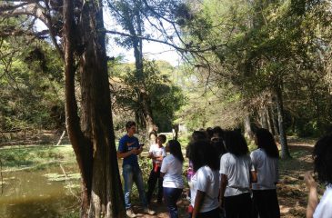 Excursão leva jovens do Projeto Vida II ao Parque CienTec
